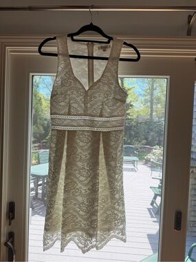 Francesca's Ivory Lace Mini Dress - Great condition! 🤍 Sz small